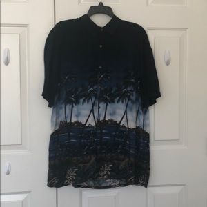 Plus Size Hawaiian button down short sleeve shirt